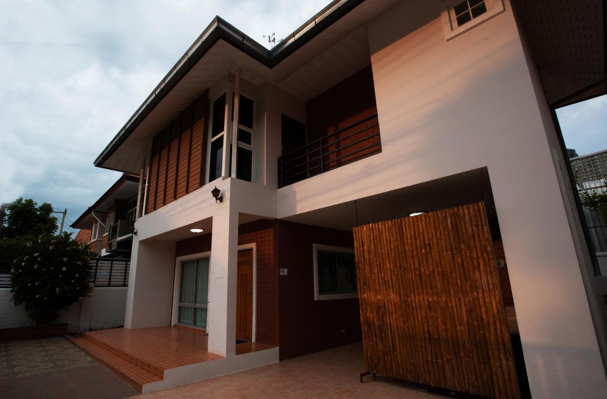 Tw Marina Pool Villa Pattaya Exteriör bild