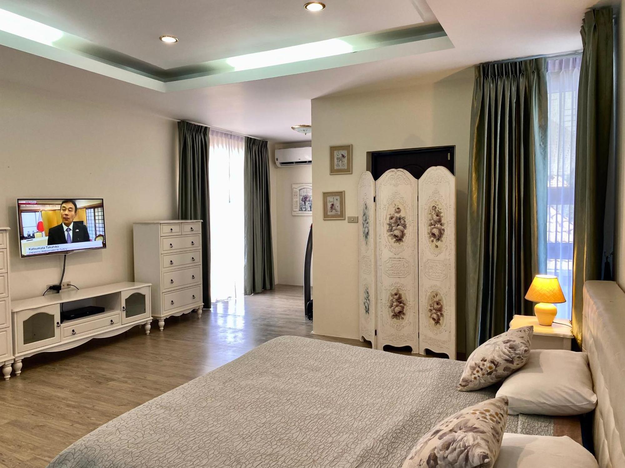Tw Marina Pool Villa Pattaya Exteriör bild